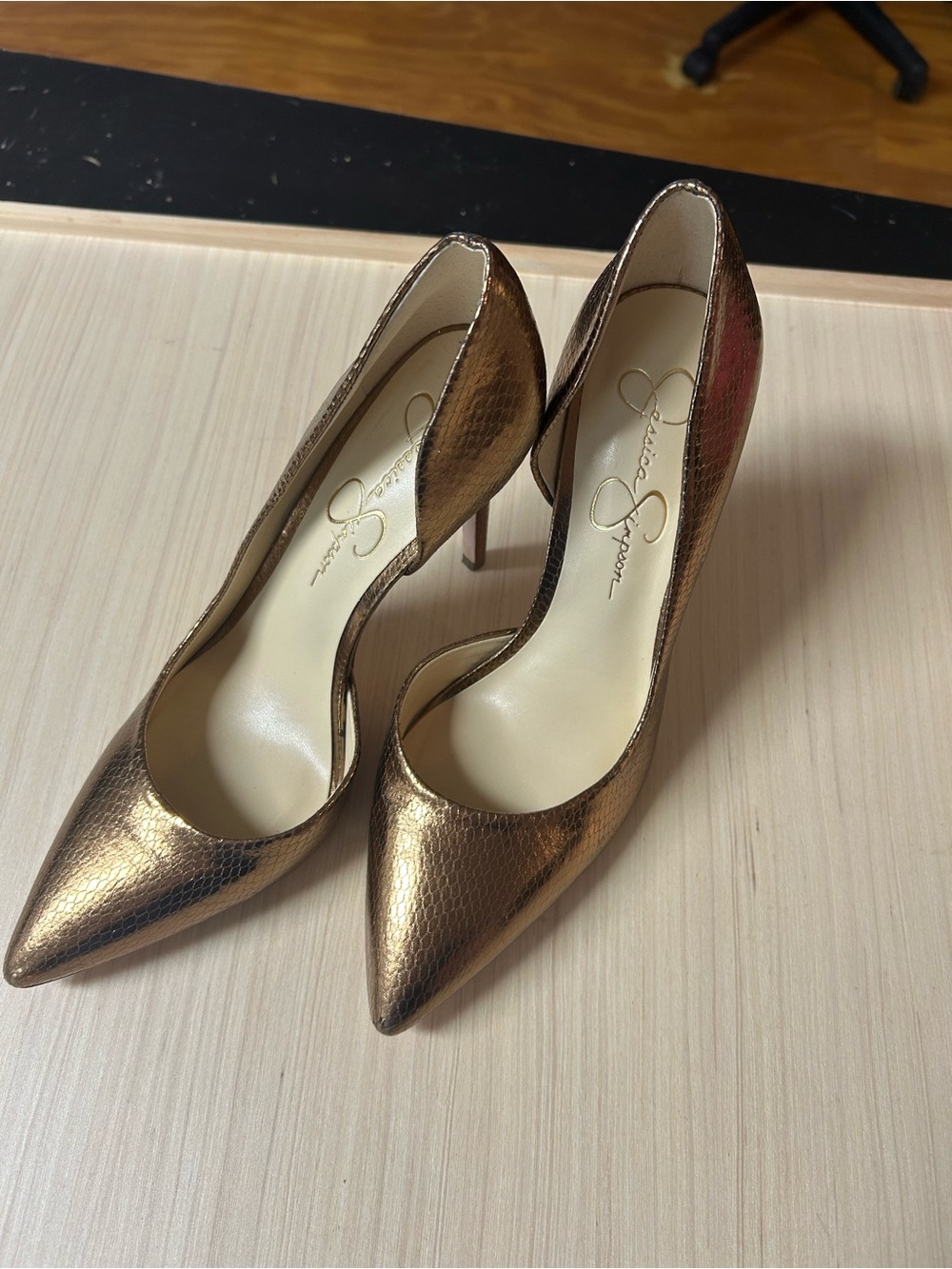 Jessica Simpson Bronze Metallic Pointed Toe Stiletto Pumps
